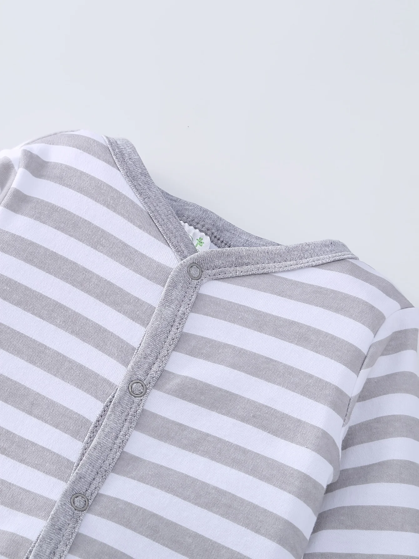 2pcs Zip Footed Rompers - Image 2
